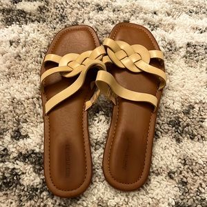 Maurices women’s sandals, size 9.5 M man-made material never worn.